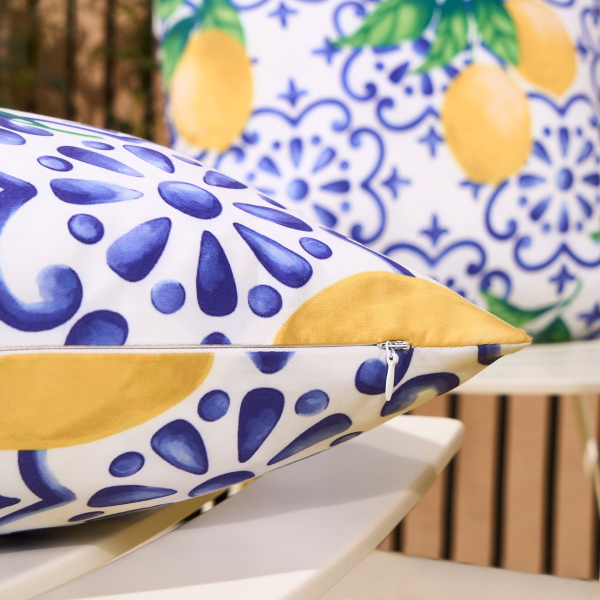 OHS Indoor/Outdoor Lemon Print Cushion Covers - Blue/White>