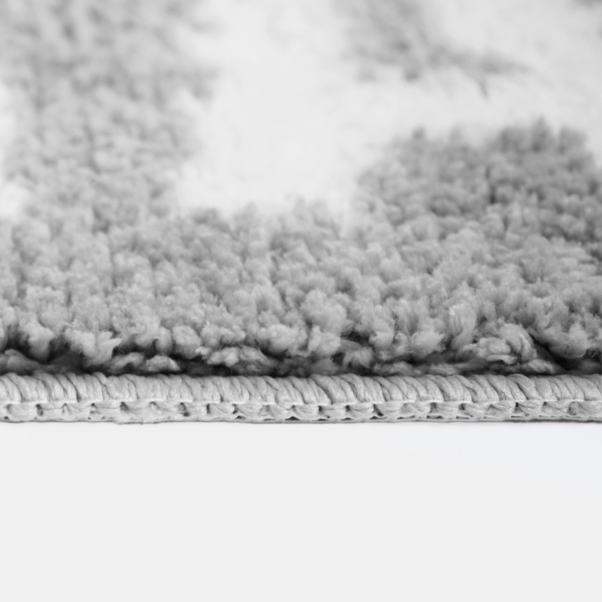 OHS Get Naked Tufted Bath Mat - Grey>