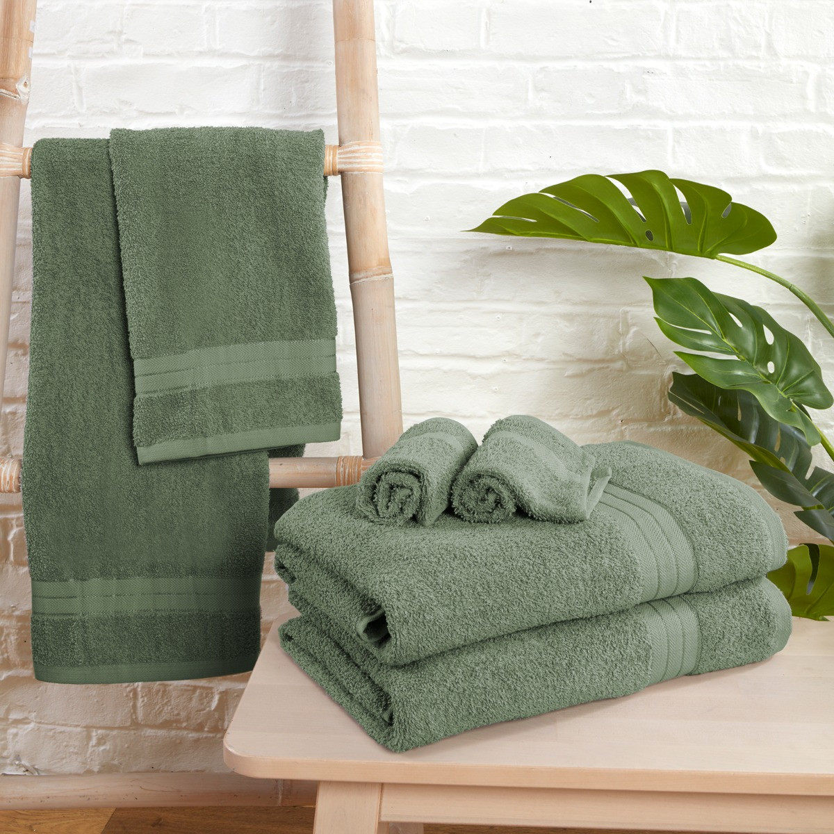 Brentfords 100% Cotton Towel - Olive Green>