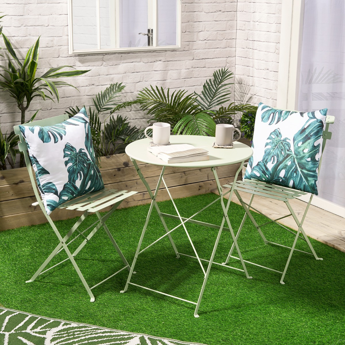 OHS Indoor/Outdoor Tropical Print Cushion Covers - Green/White>