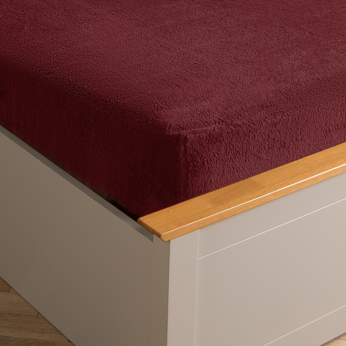 Brentfords Teddy Fleece Fitted Sheet, Burgundy - Double>