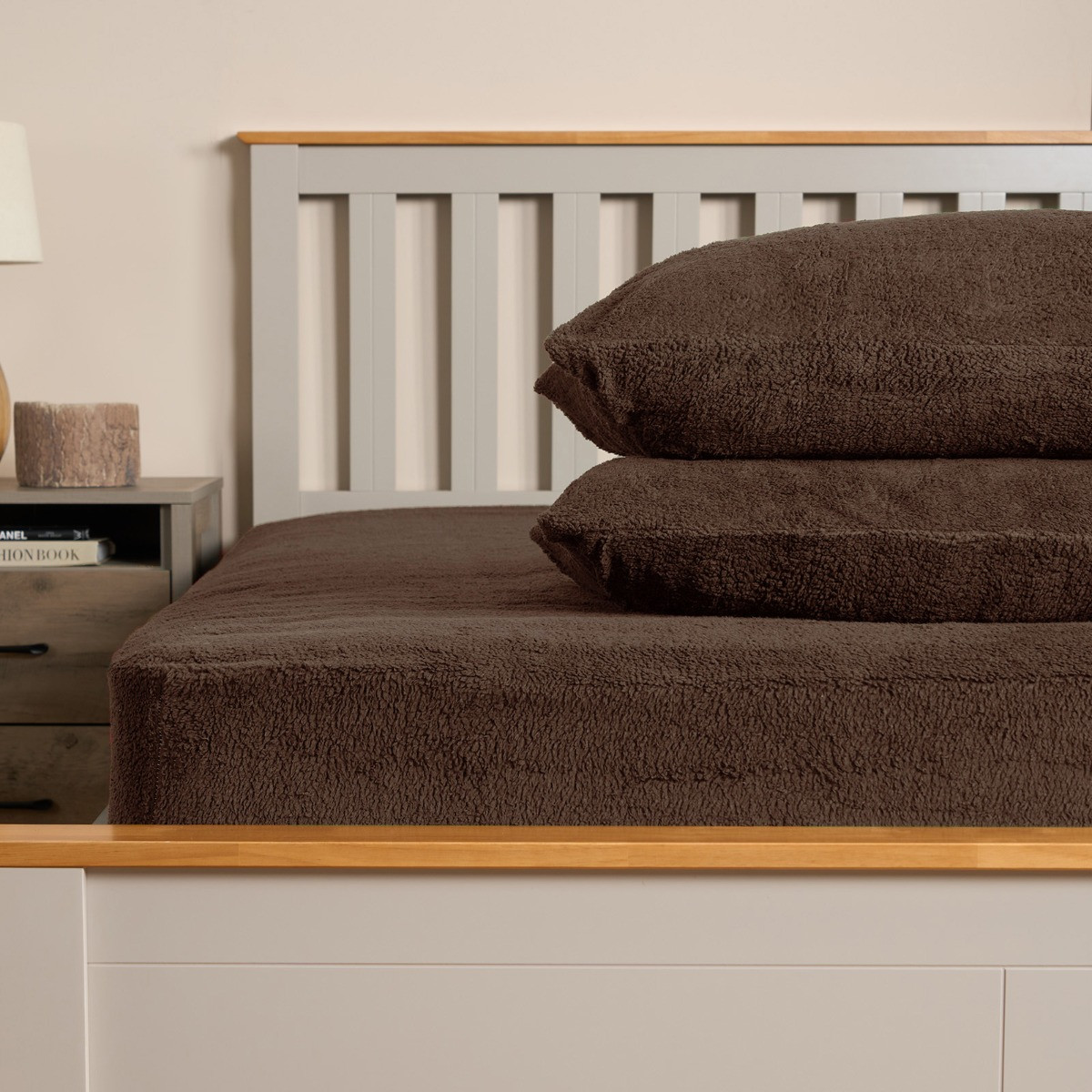 Brentfords Teddy Fleece Fitted Sheet - Chocolate>