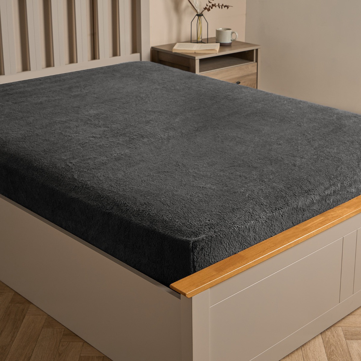 Brentfords Teddy Fleece Fitted Sheet, Charcoal Grey - King>