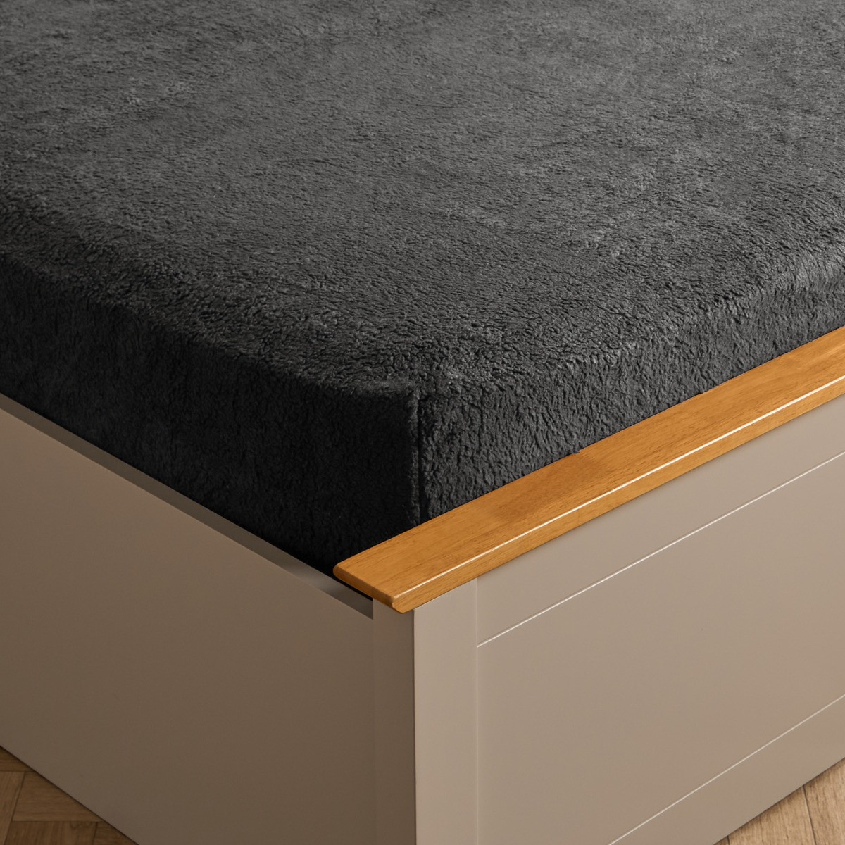 Brentfords Teddy Fleece Fitted Sheet, Charcoal Grey - Super King>