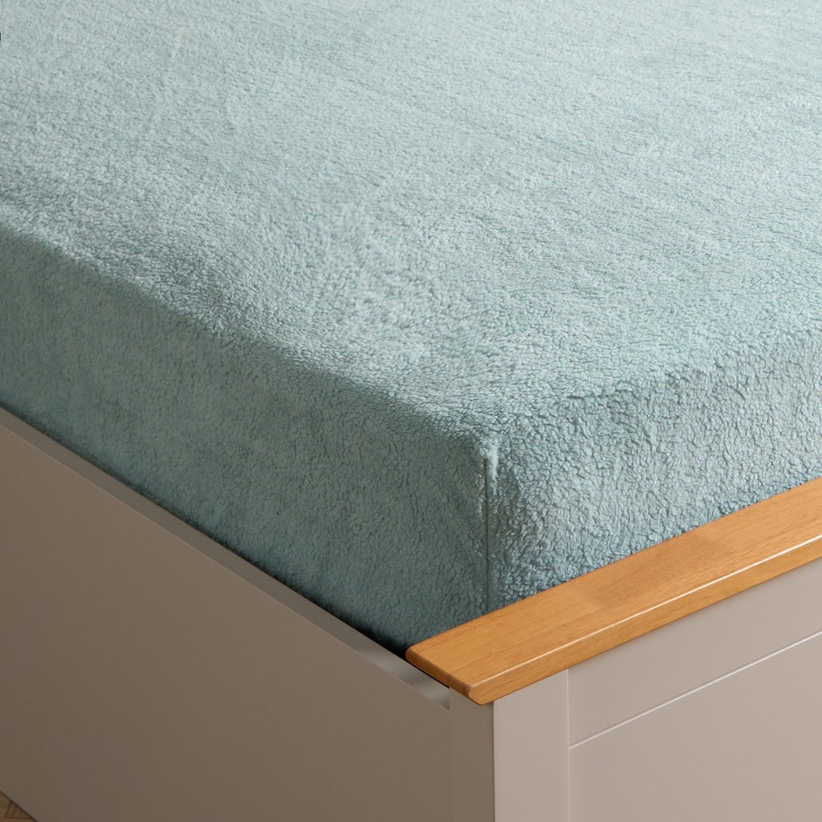 Brentfords Teddy Fleece Fitted Sheet, Duck Egg Blue - Double>