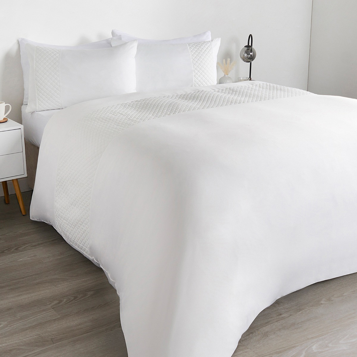 OHS Pinsonic Grid Panel Duvet Set - White>