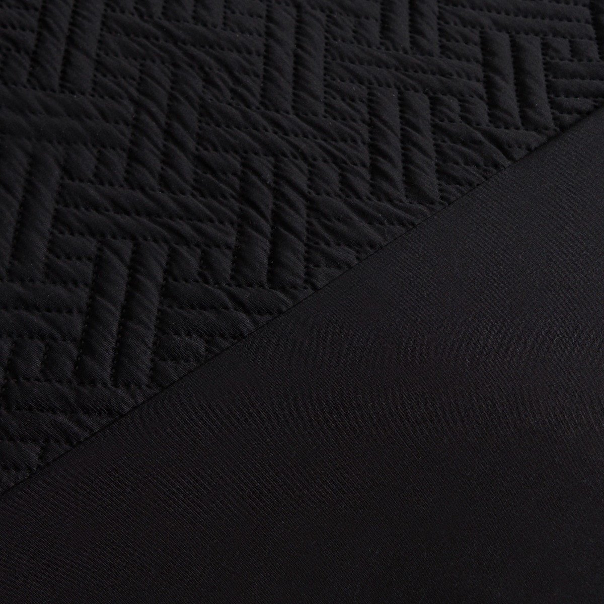 OHS Pinsonic Geo Panel Duvet Set, Black - Single>