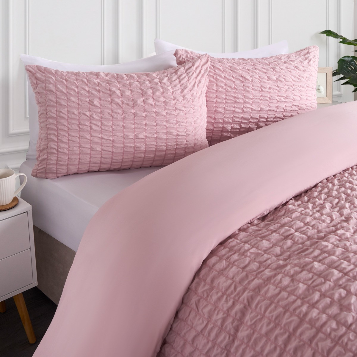 OHS Geometric Seersucker Duvet Set, Blush - King>