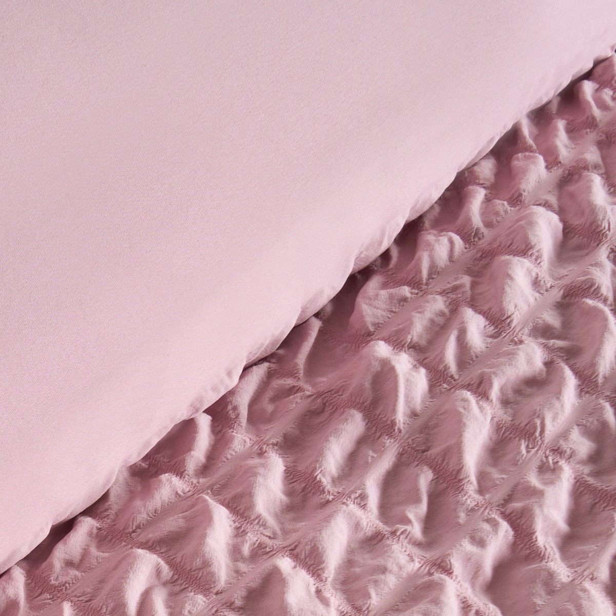 OHS Geometric Seersucker Duvet Set, Blush - King>