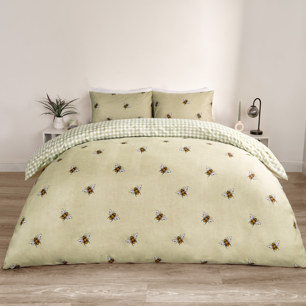 OHS Bee Print Reversible Gingham Duvet Set, Sage - King>