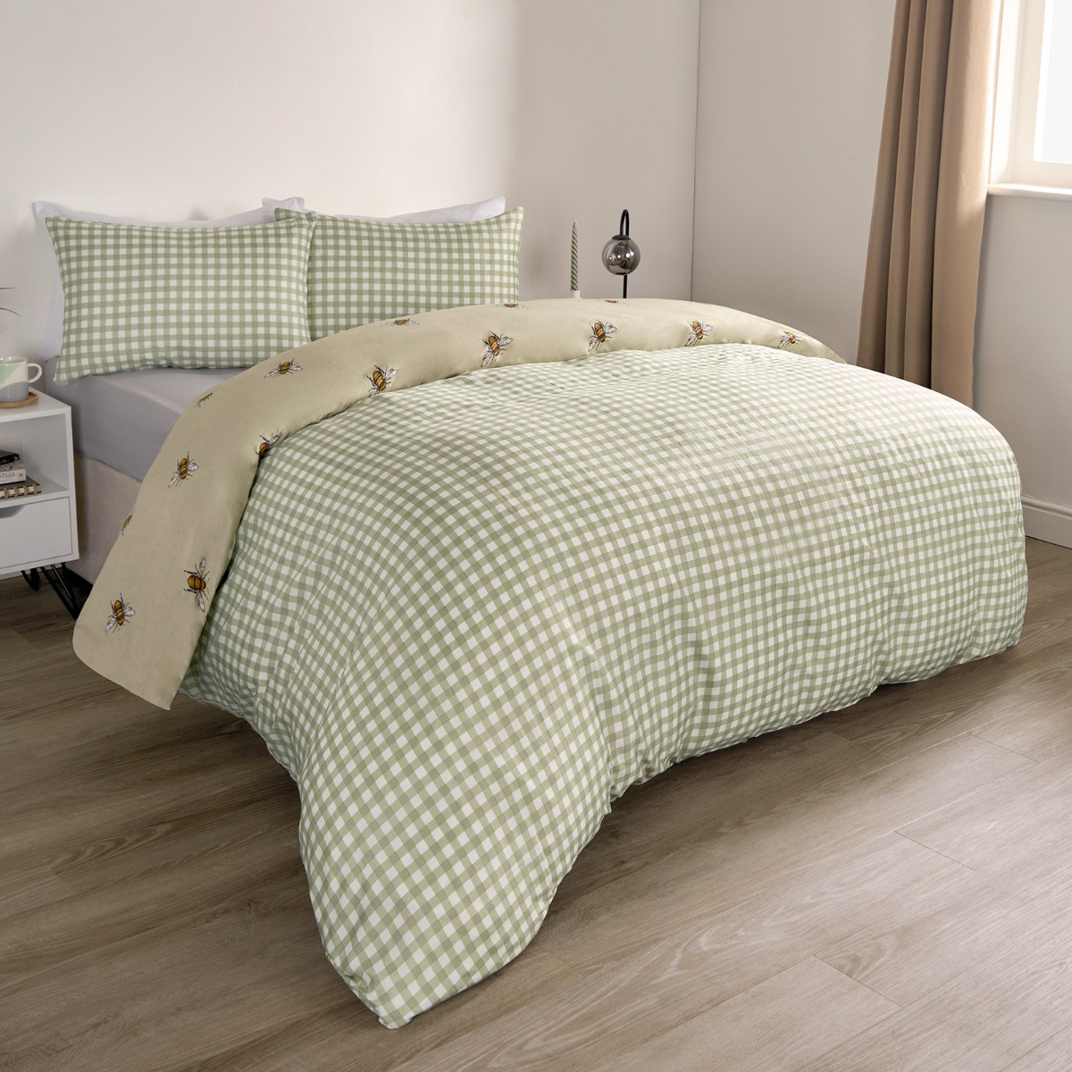 OHS Bee Print Reversible Gingham Duvet Set, Sage - King>