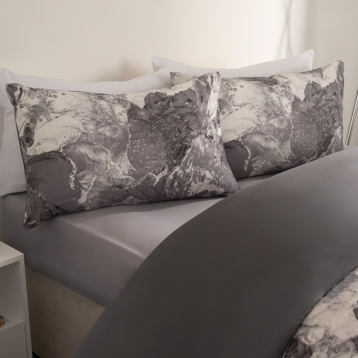 OHS Marble Print Duvet Set - Grey/White>