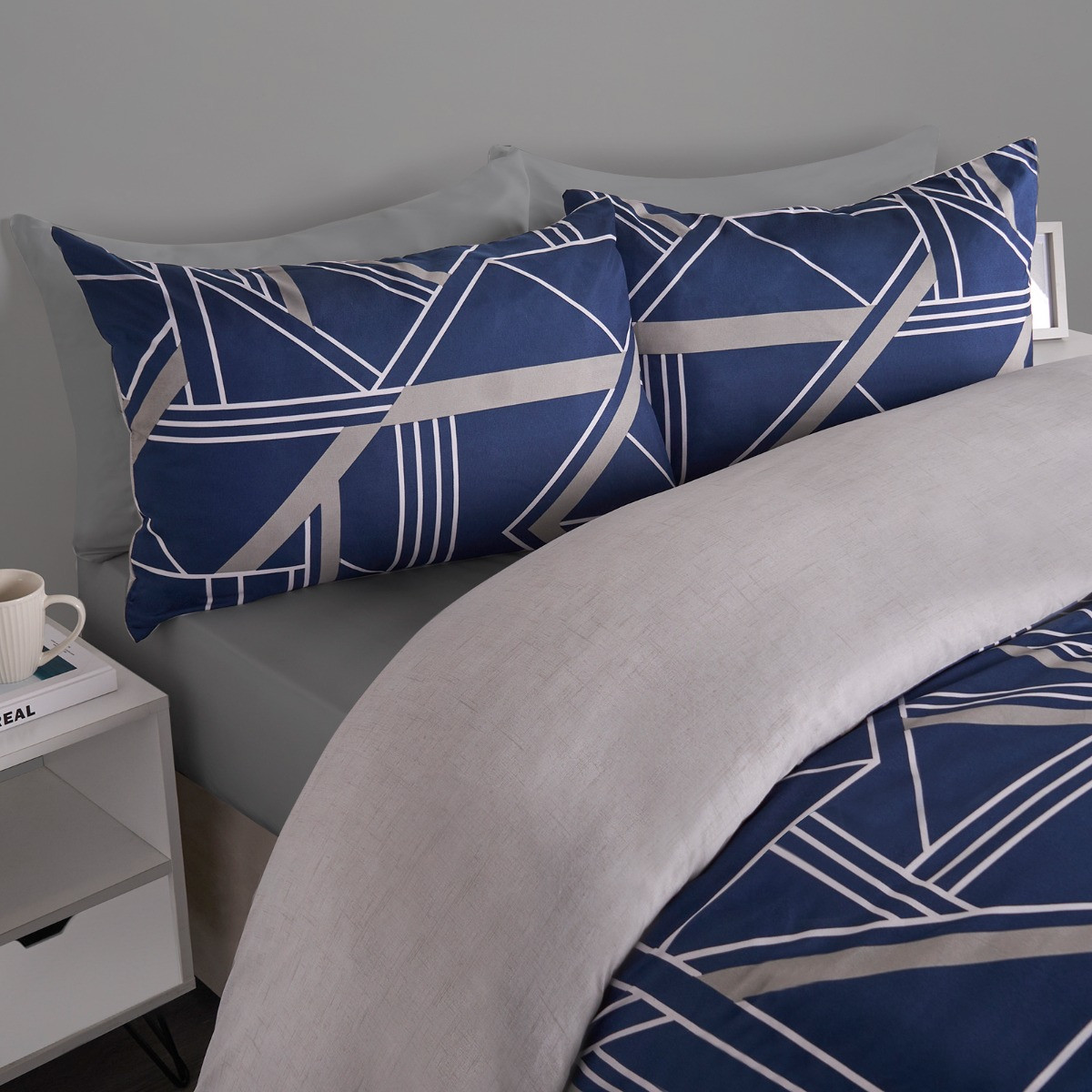 OHS Abstract Geometric Print Reversible Duvet Sets 2 Pack - Navy/Grey>