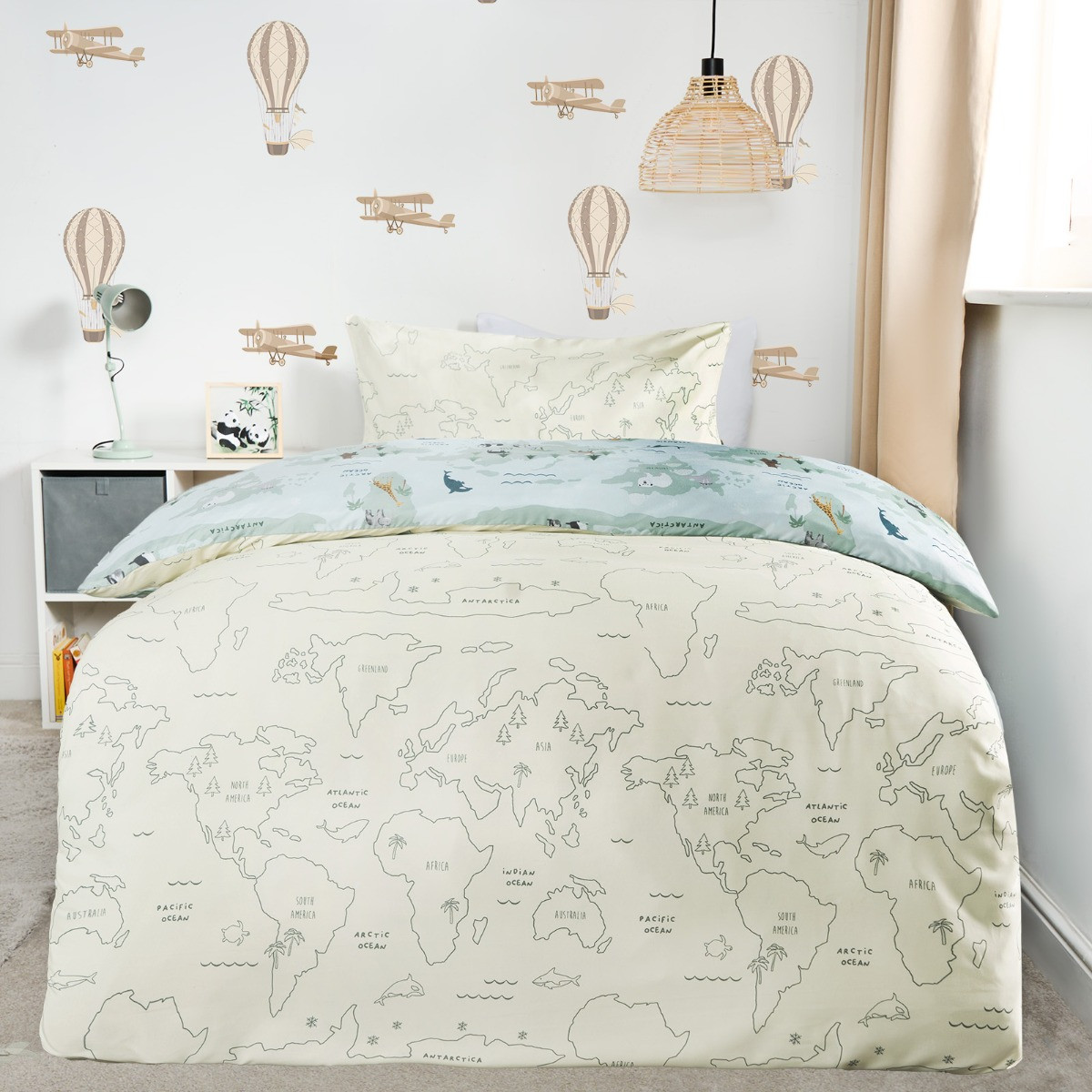 OHS Kids World Map Print Reversible Duvet Cover Set - Blue/Green>