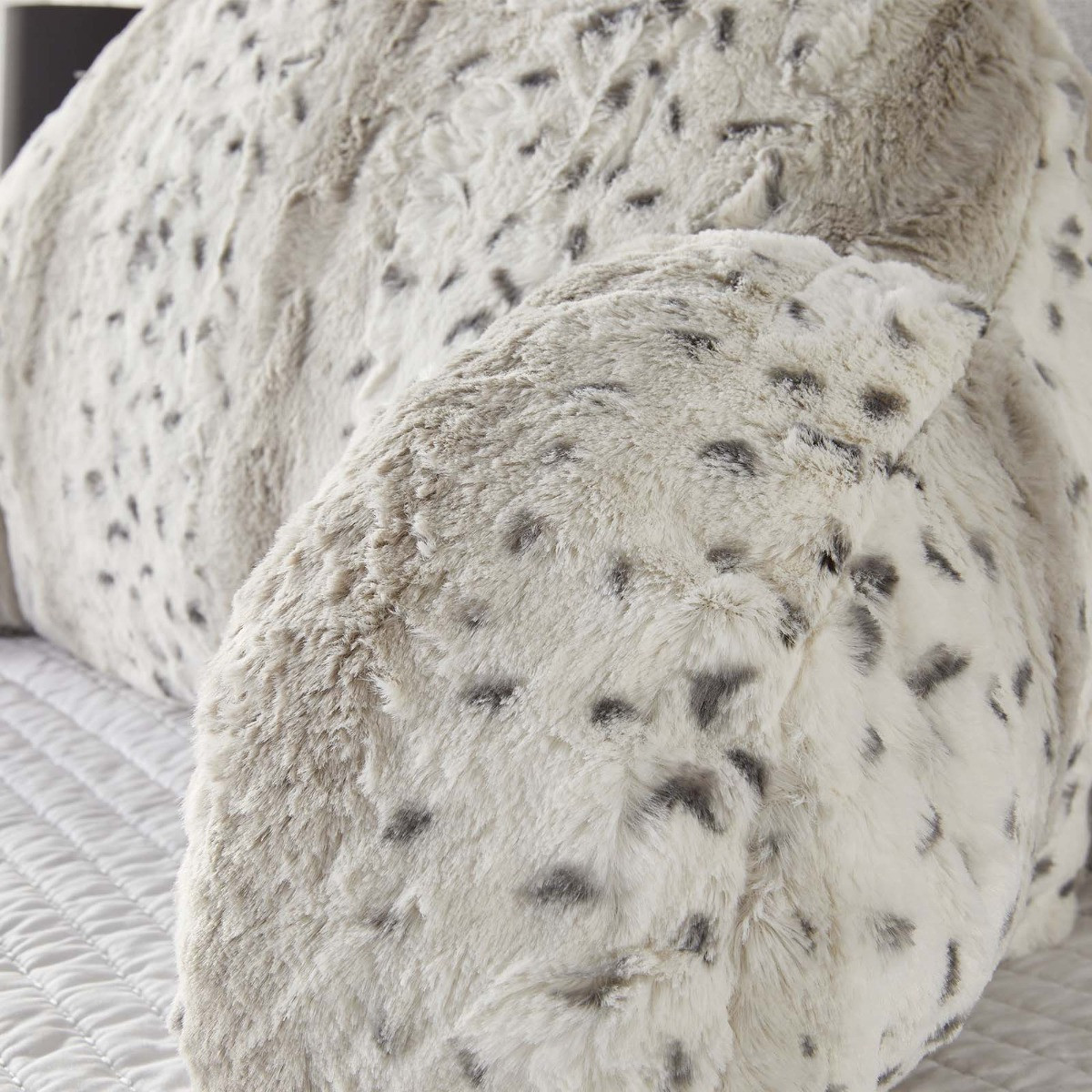 Huggleland Snow Leopard Cuddle Cushion - Grey>