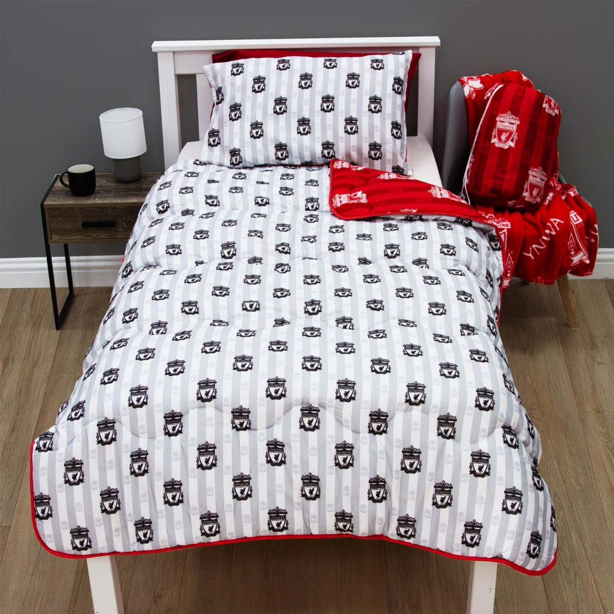 Liverpool Reversible Coverless 10.5 Tog Duvet - Red>