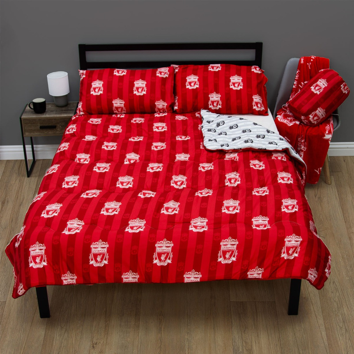 Liverpool Reversible Coverless 10.5 Tog Duvet - Red>