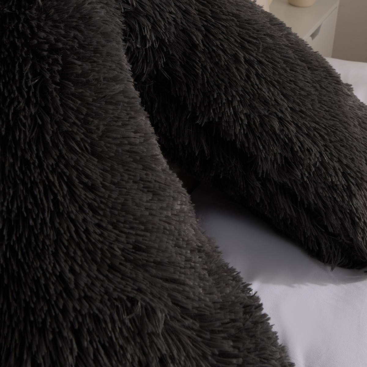 OHS Long Hair V Shape Pillow - Charcoal>