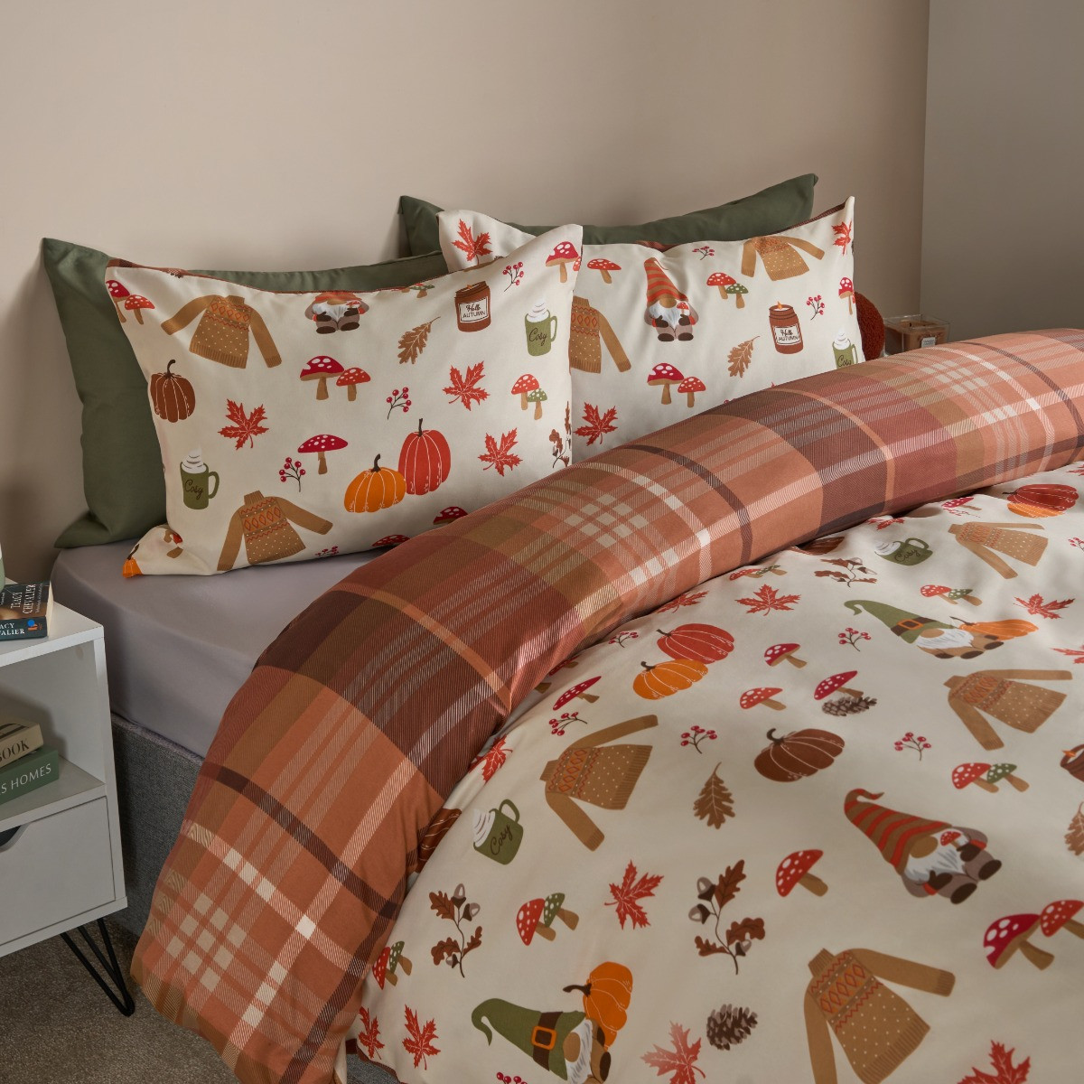 OHS Autumnal Novelty Checked Reversible Duvet Cover Set - Cream/Rust>