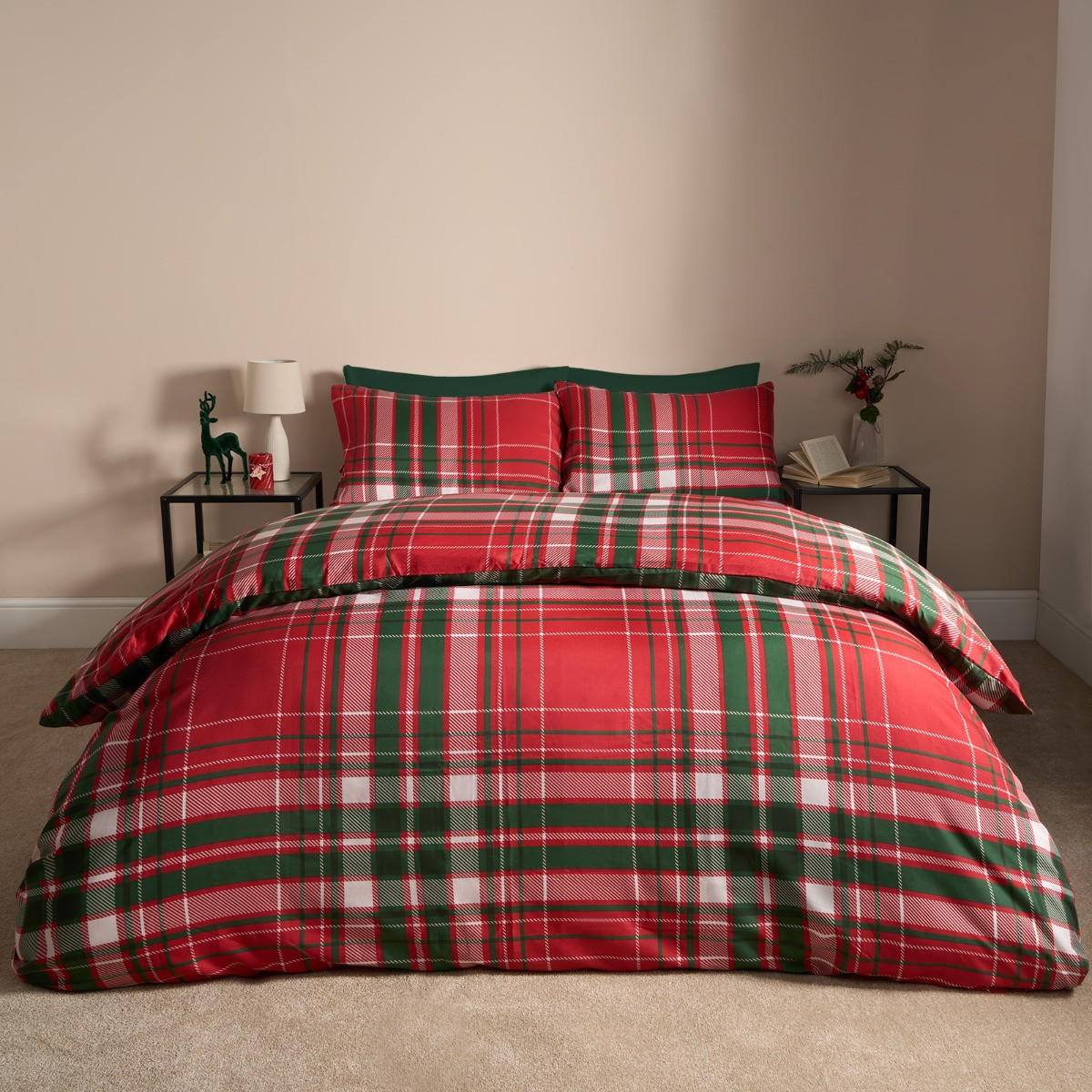 OHS Traditional Christmas Check Duvet Set - Red/Green>