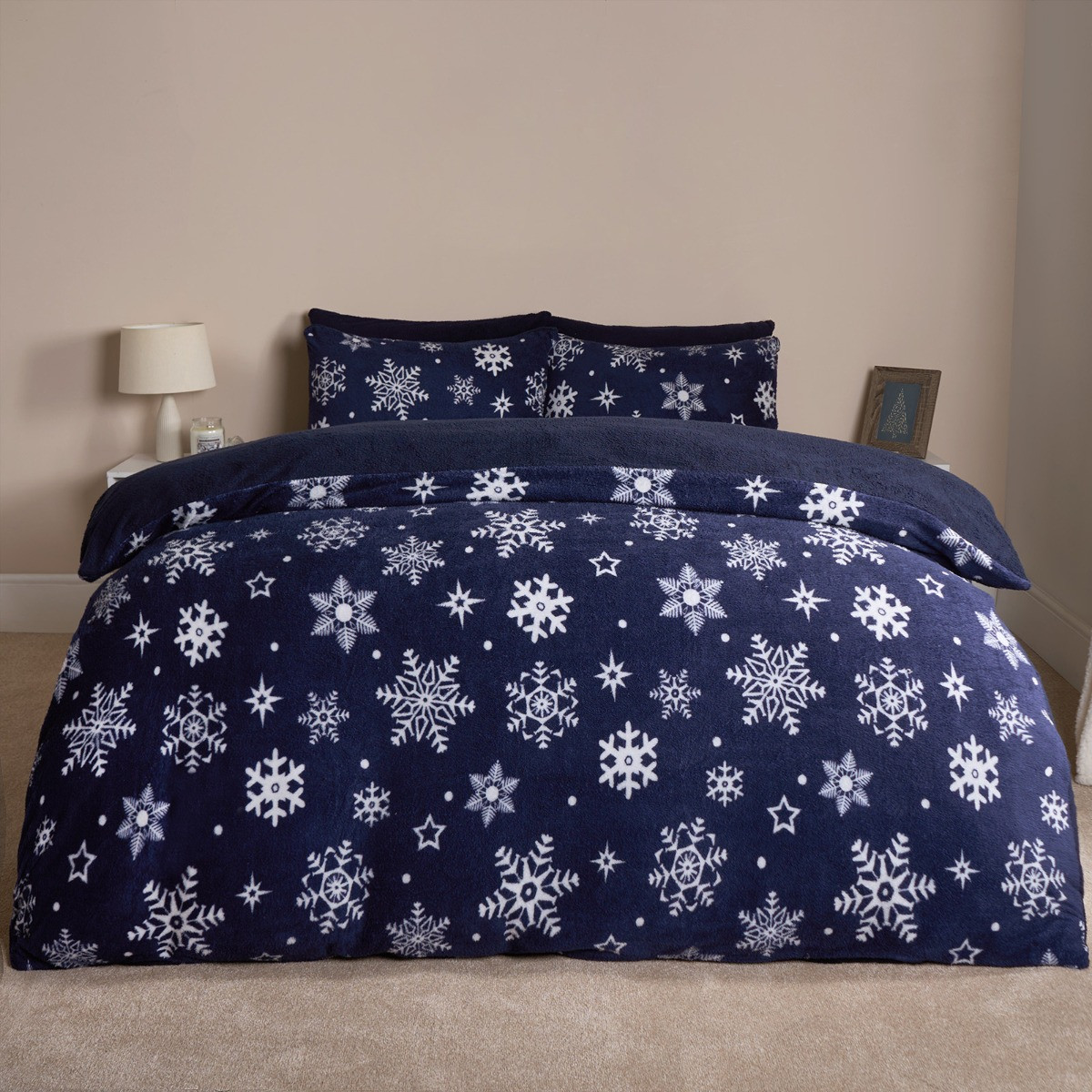 OHS Snowflake Teddy Duvet Set - Navy >