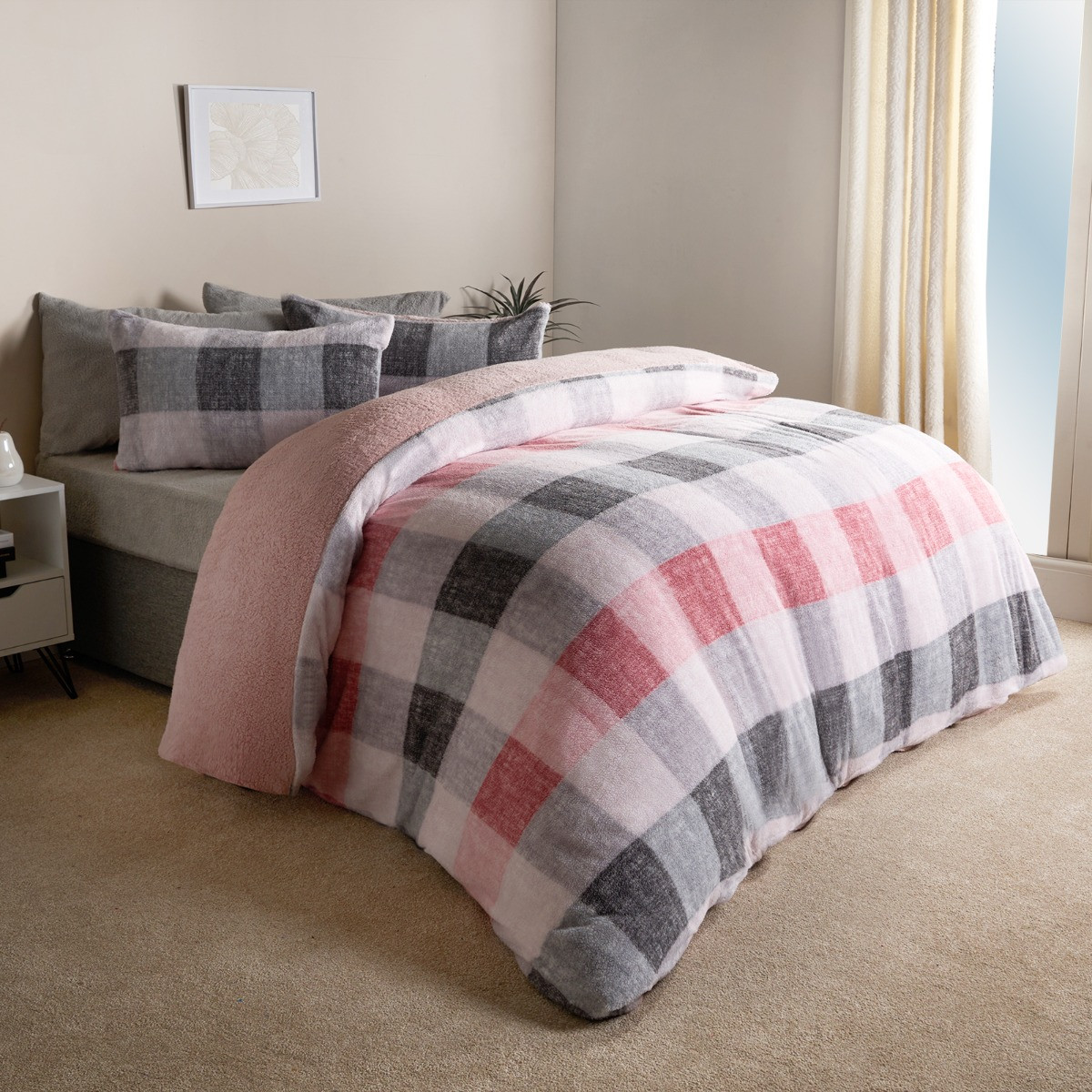 OHS Gingham Check Teddy Duvet Set - Blush>