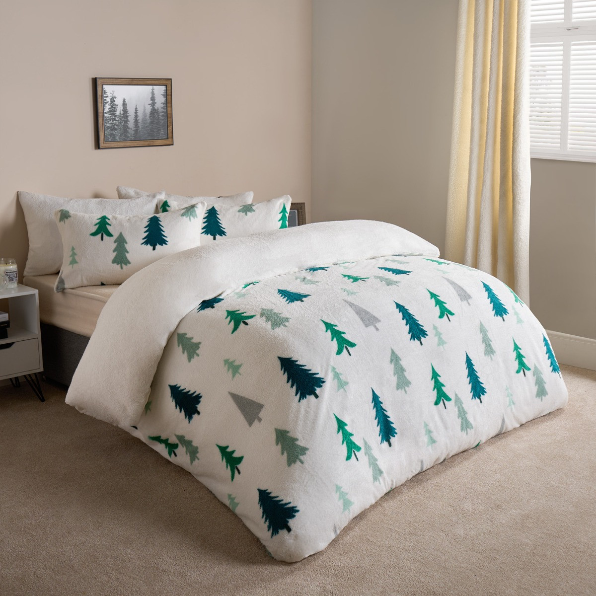 OHS Christmas Tree Teddy Duvet Set, Green - Single >