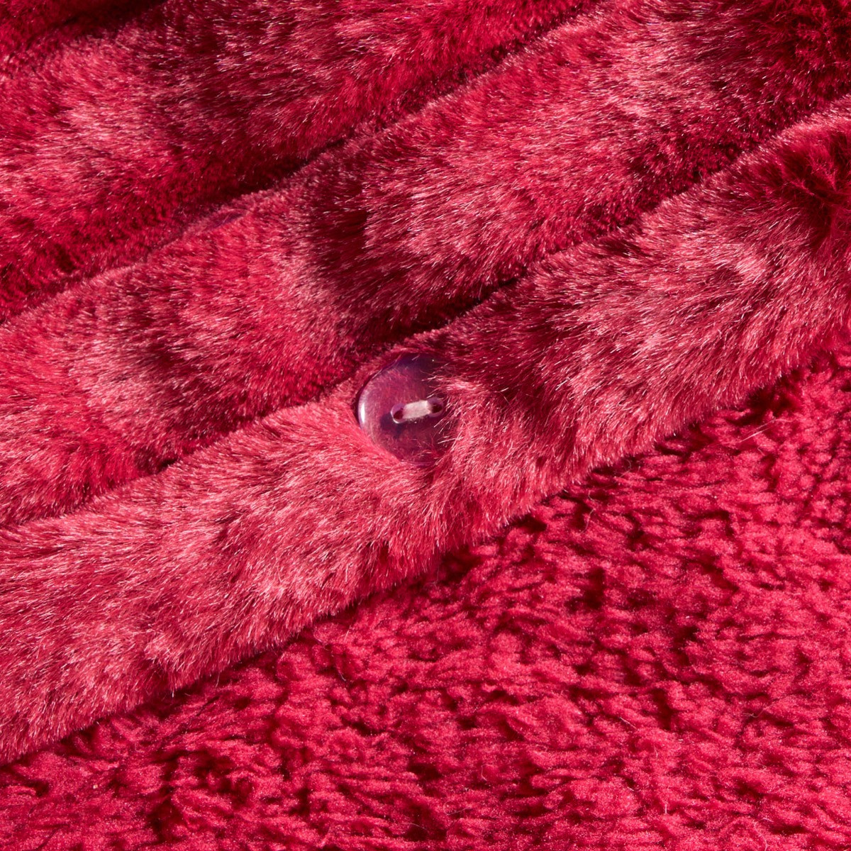 OHS Ribbed Faux Fur Duvet Set, Red - Double >