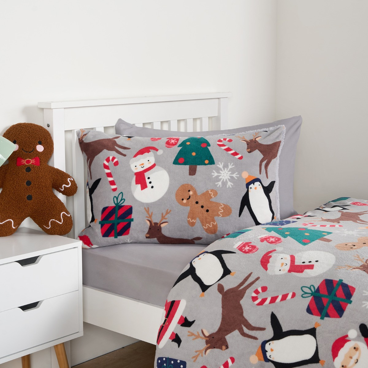 OHS Christmas Friends Fleece Duvet Set, Grey - Single >