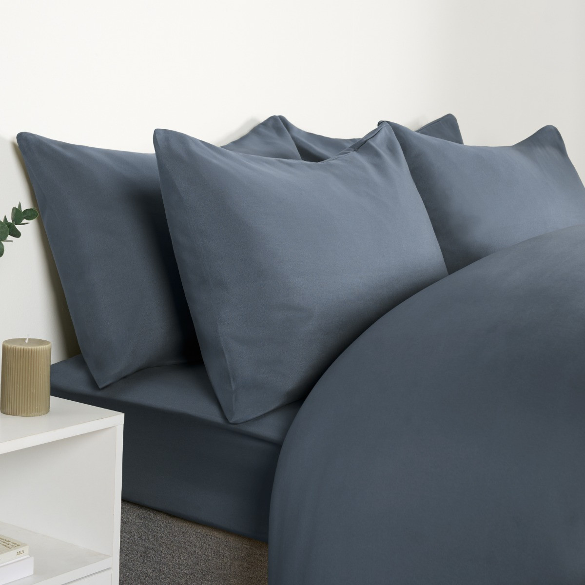 Brentfords 2 Pack Plain Dyed Housewife Pillowcases - Denim Blue>