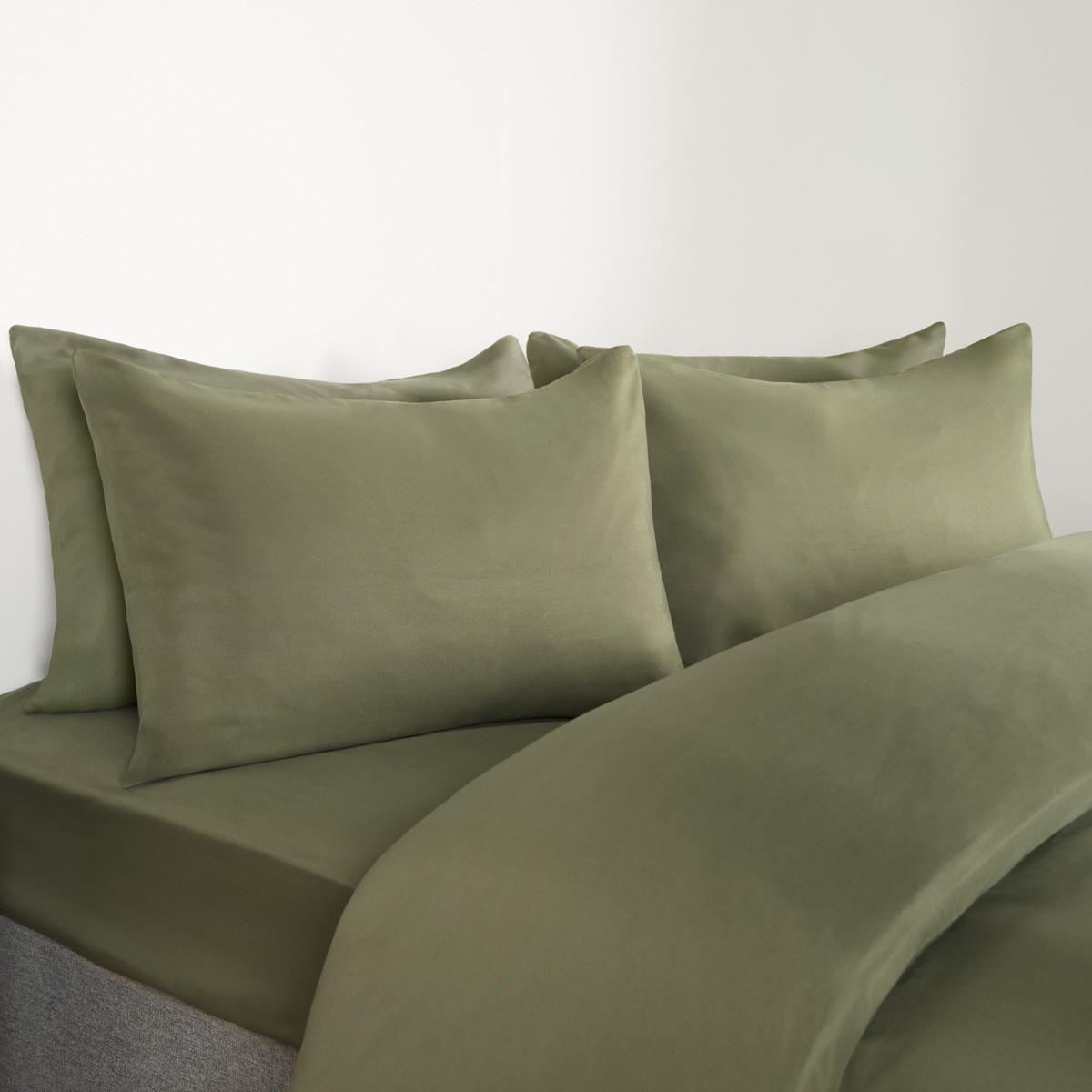 Brentfords 2 Pack Plain Dyed Housewife Pillowcases - Woodland Green>