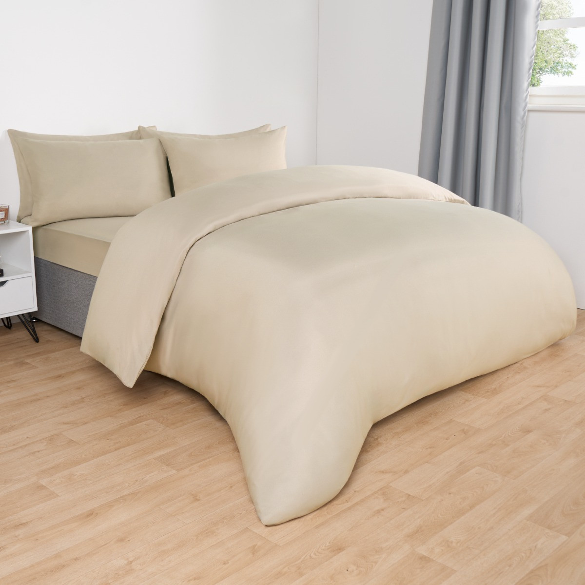 Brentfords Plain Duvet Cover Set - Natural>