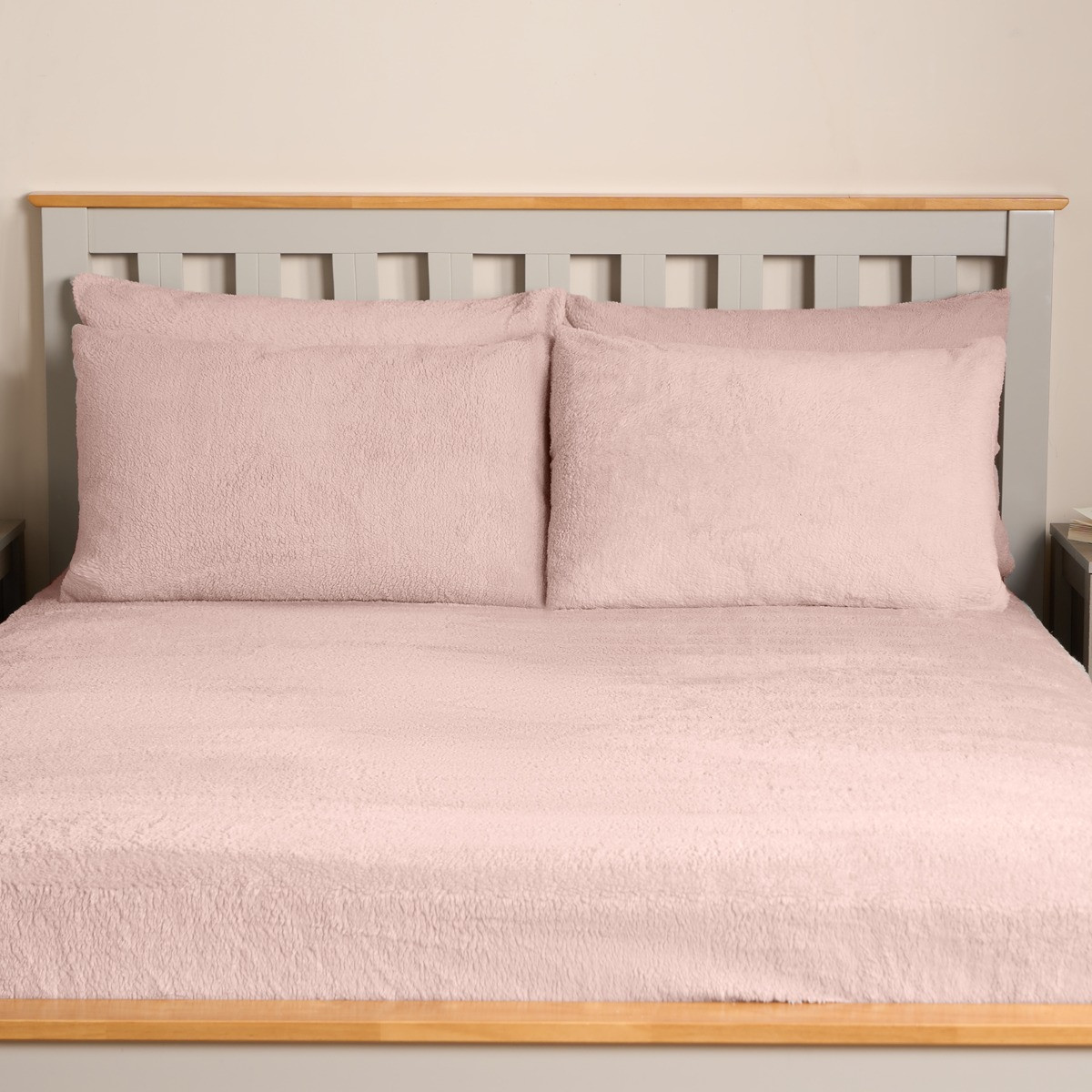 OHS Teddy Fleece Pillowcases - Blush>