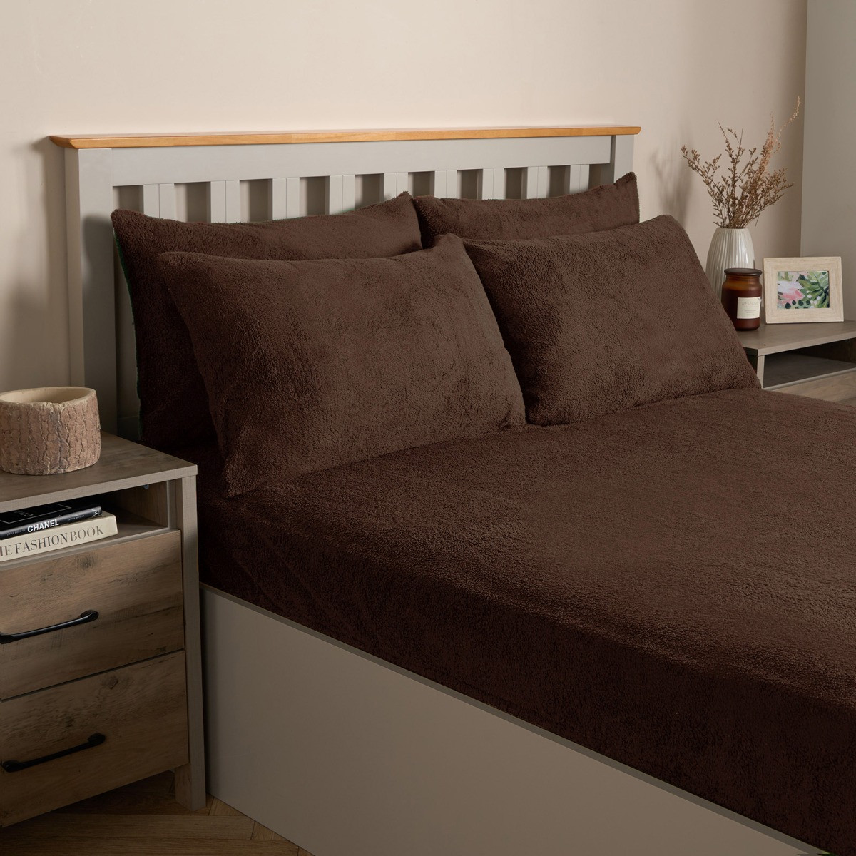 OHS Teddy Fleece Pillowcases - Chocolate >