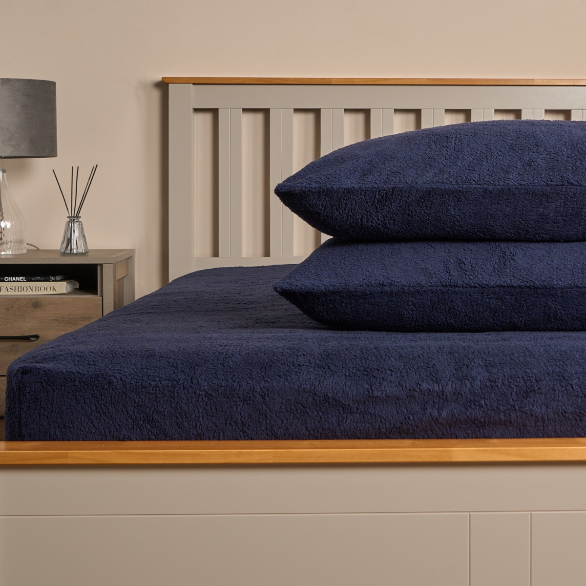 OHS Teddy Fleece Pillowcases - Navy >