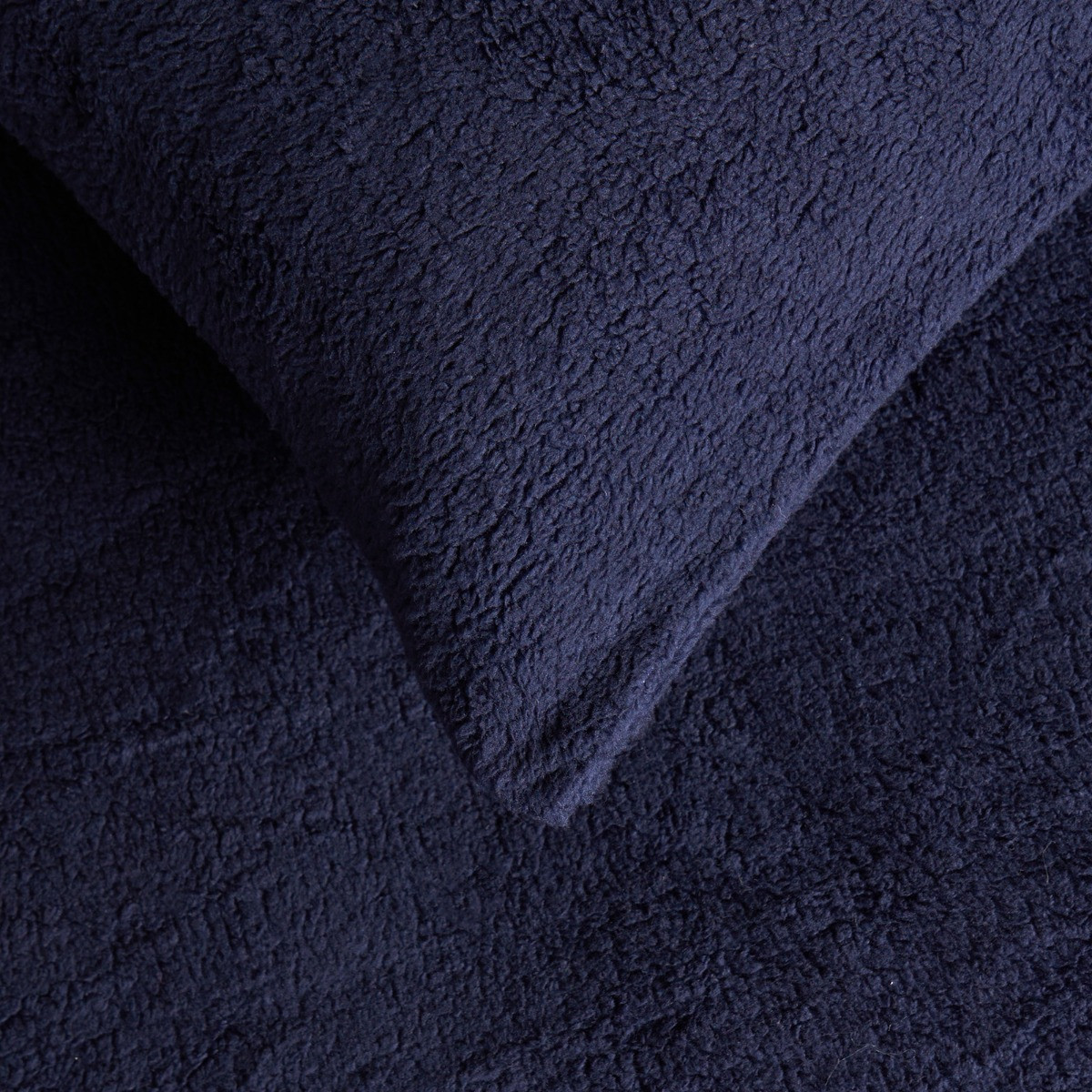 OHS Teddy Fleece Pillowcases - Navy >