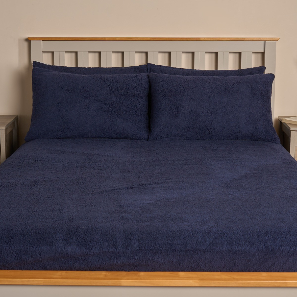 OHS Teddy Fleece Pillowcases - Navy >