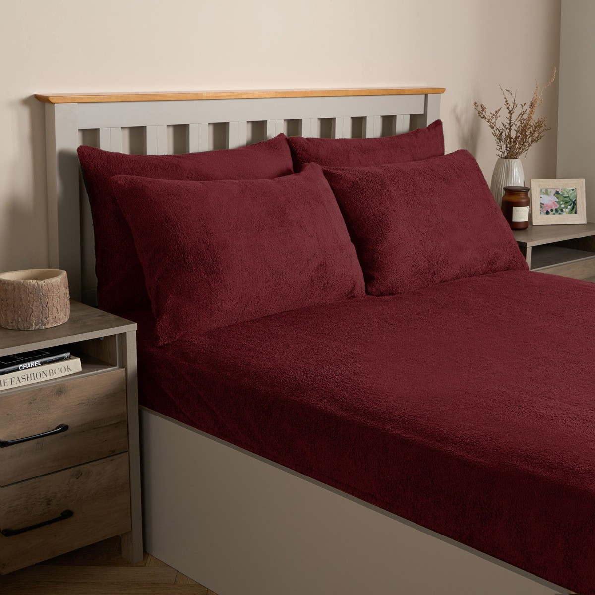 OHS Teddy Fleece Pillowcases - Burgundy>