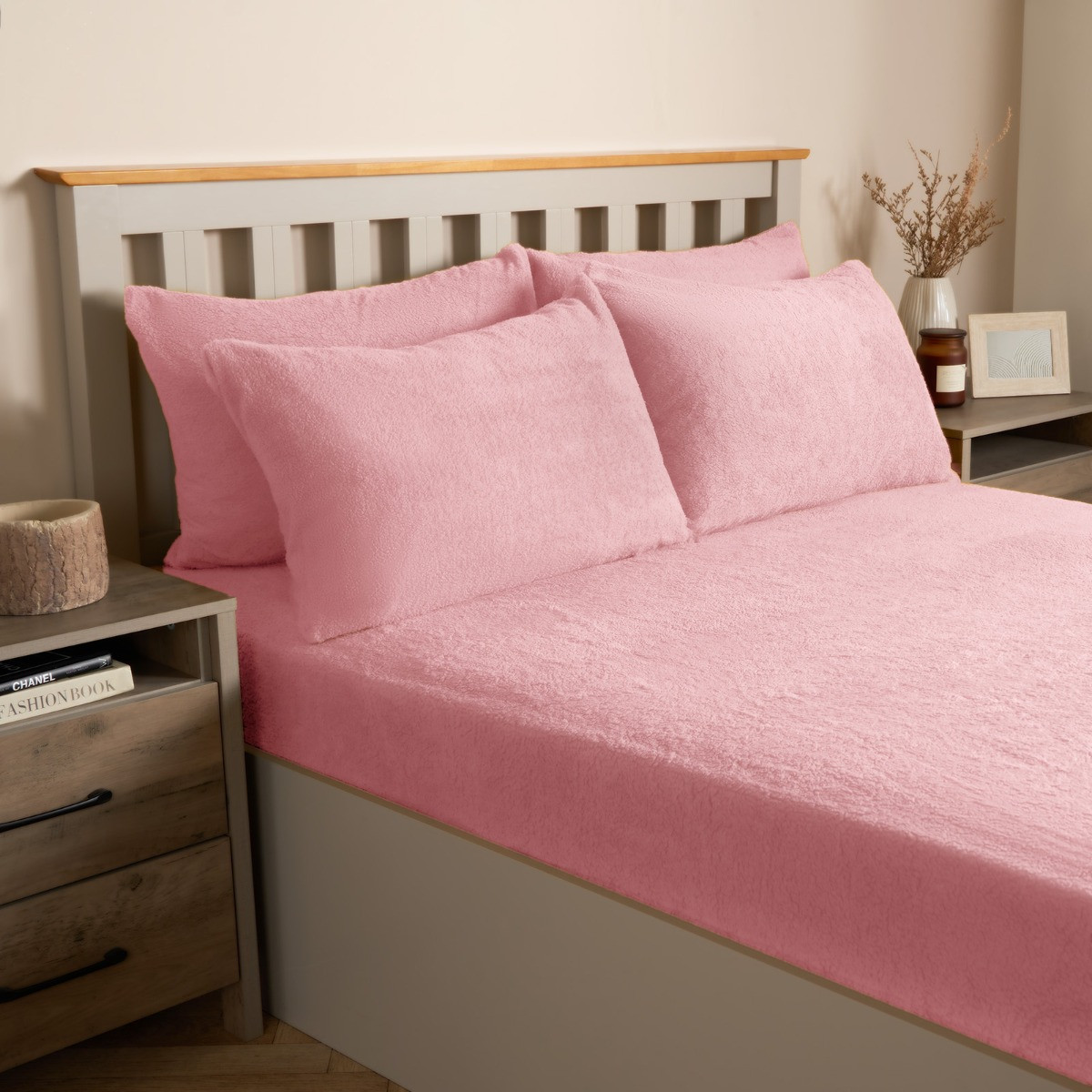 OHS Teddy Fleece Pillowcases - Pink>