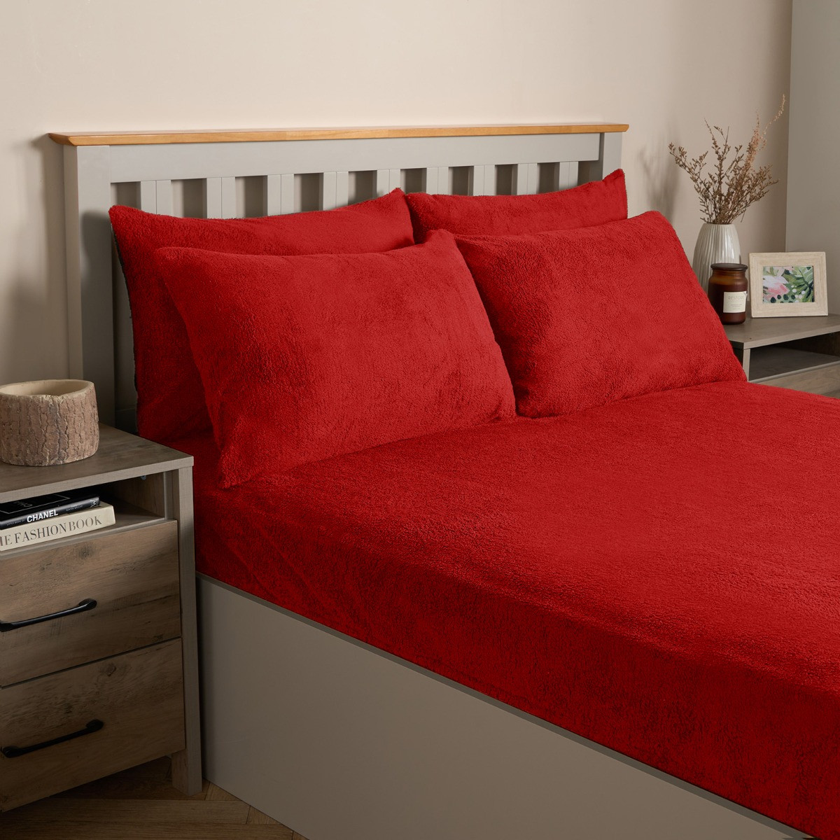 OHS Teddy Fleece Pillowcases - Red>