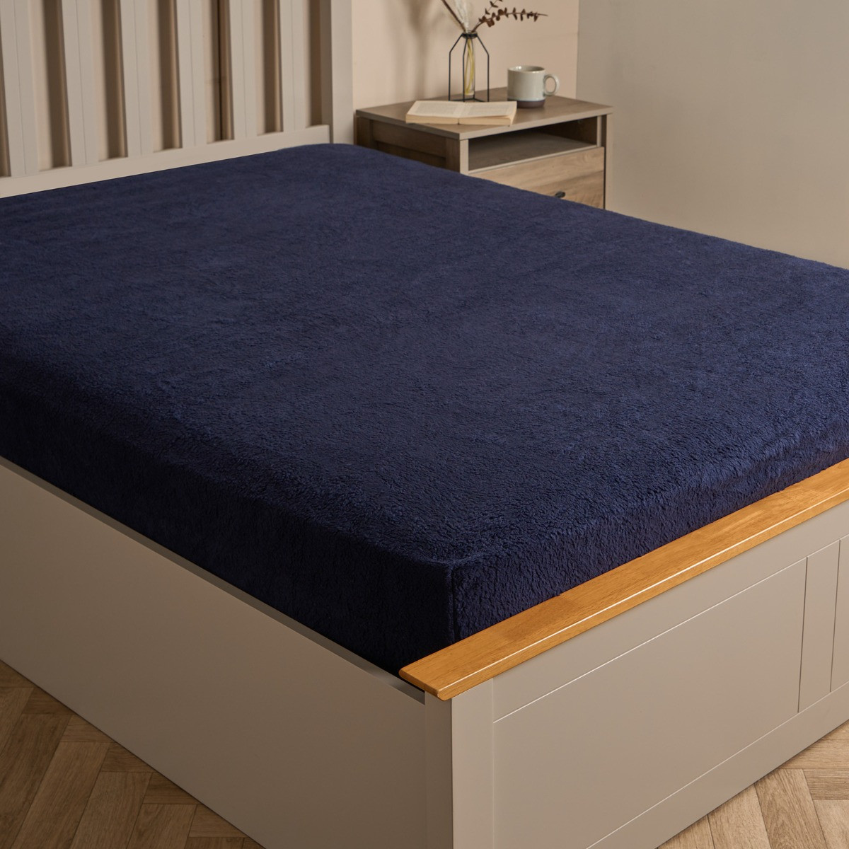 Brentfords Teddy Fleece Fitted Sheet - Navy>