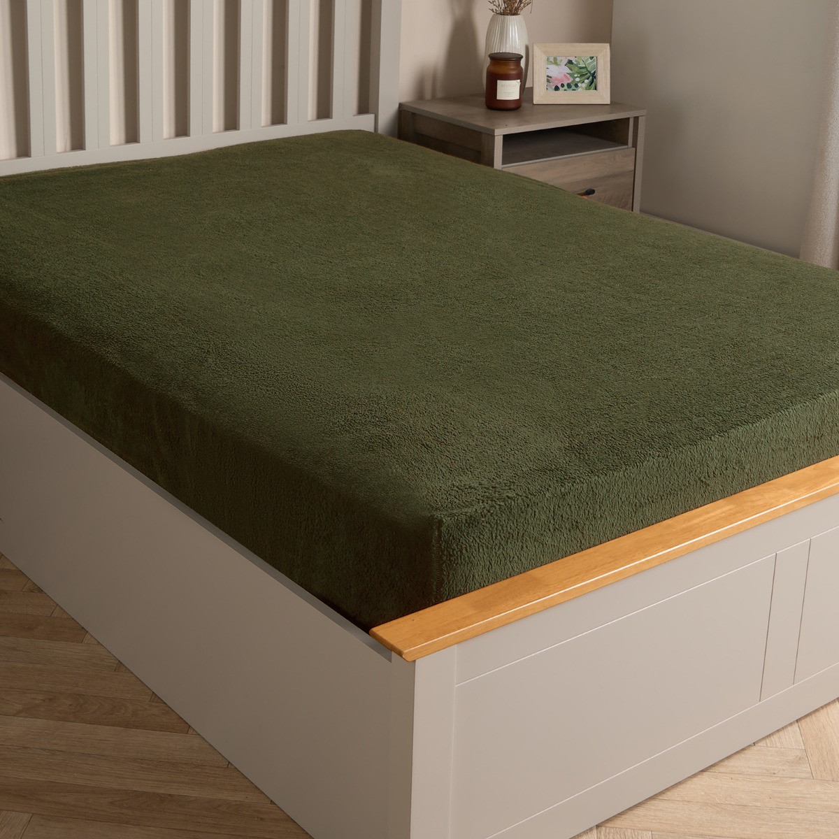 Brentfords Teddy Fleece Fitted Sheet - Woodland Green >