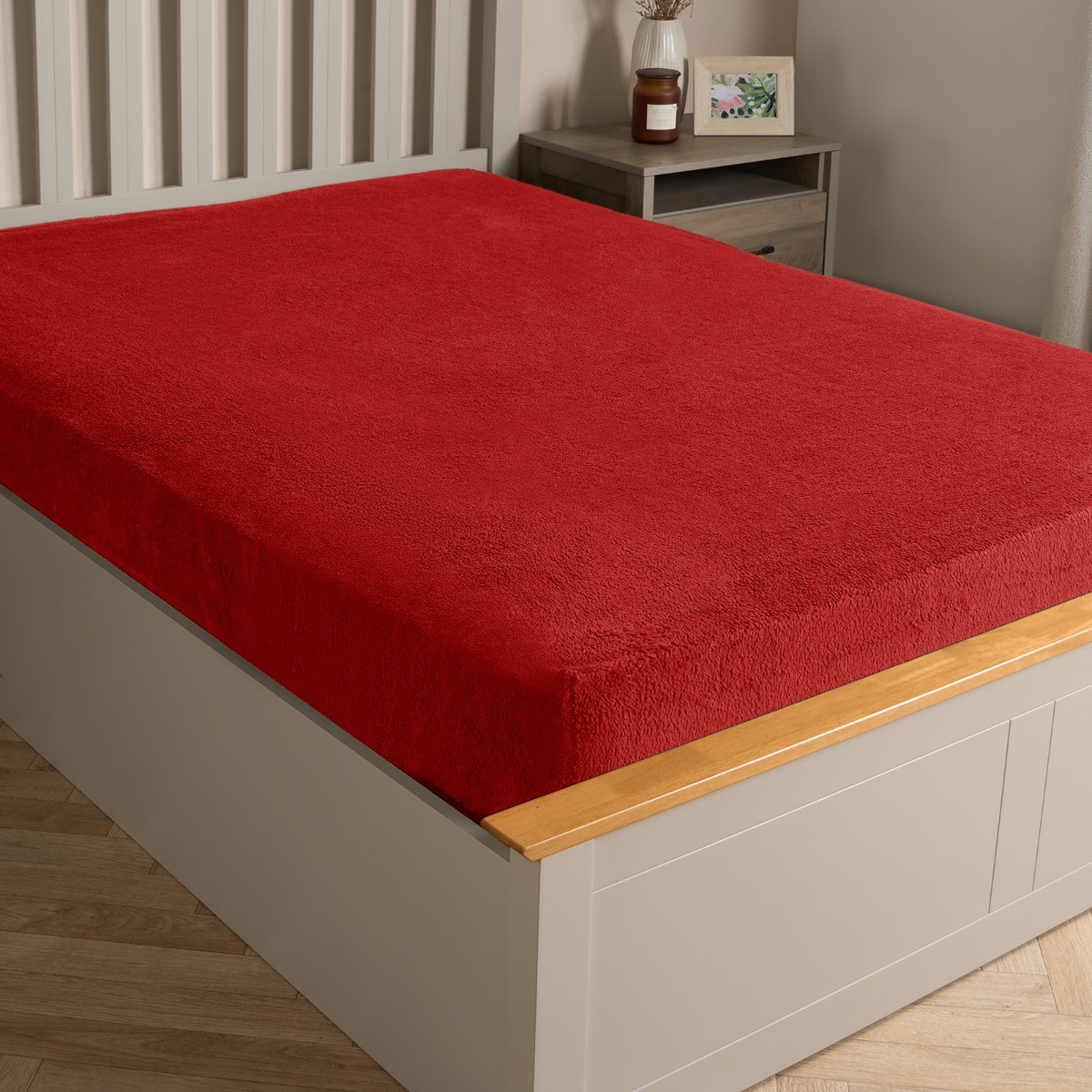 Brentfords Teddy Fleece Fitted Sheet - Red>