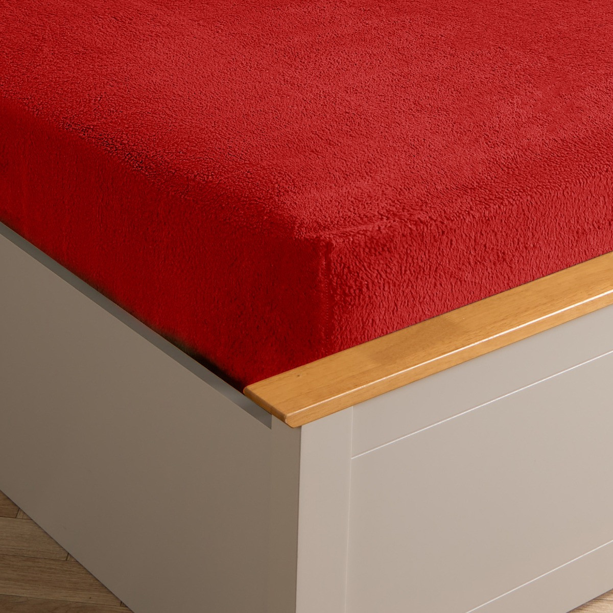 Brentfords Teddy Fleece Fitted Sheet - Red>