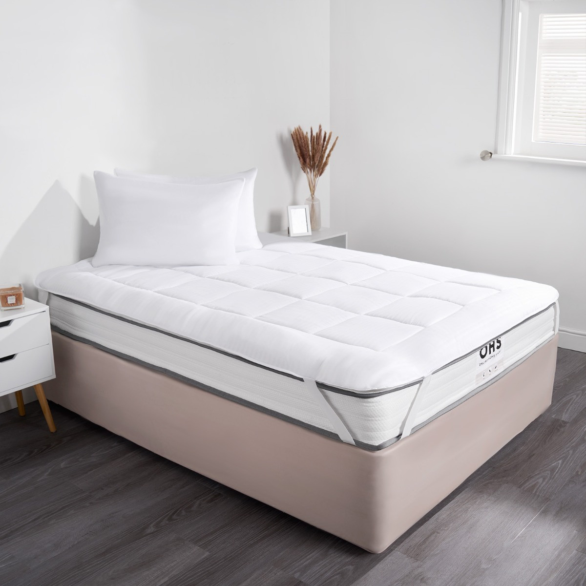 OHS Hotel Satin Stripe Mattress Topper, White - Double>