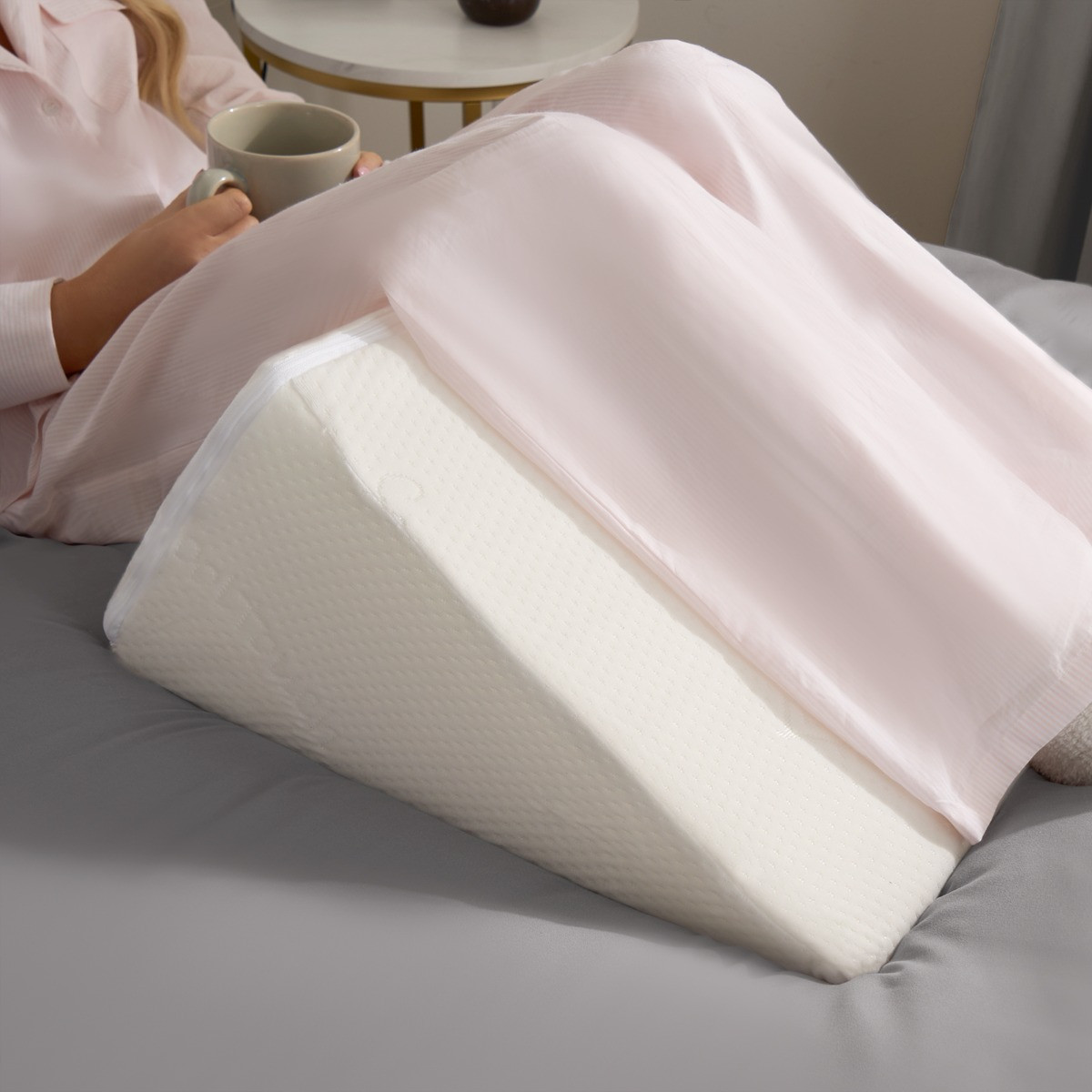 OHS Orthopaedic Foam Wedge Pillow - White>