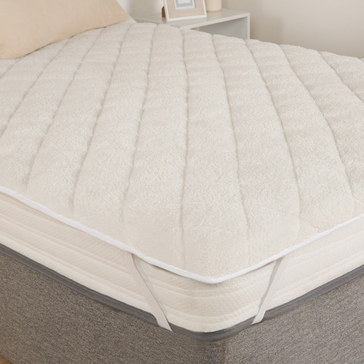 OHS Teddy Thermal Mattress Topper - Cream >