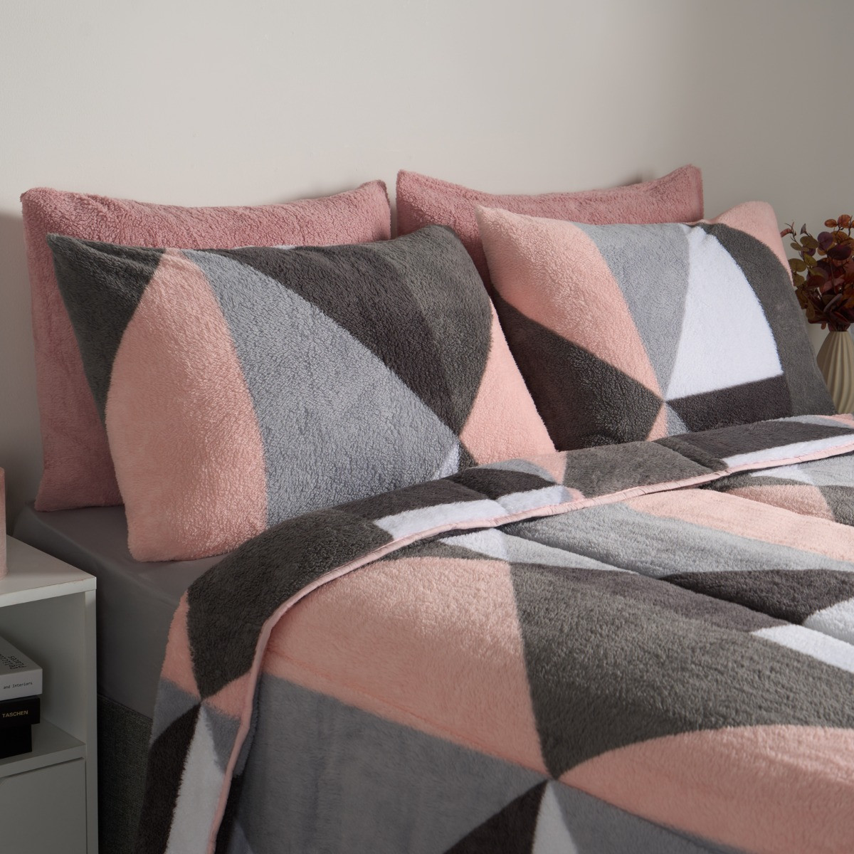 OHS Teddy Geometric Coverless 10.5 Duvet & Pillowcases - Blush >