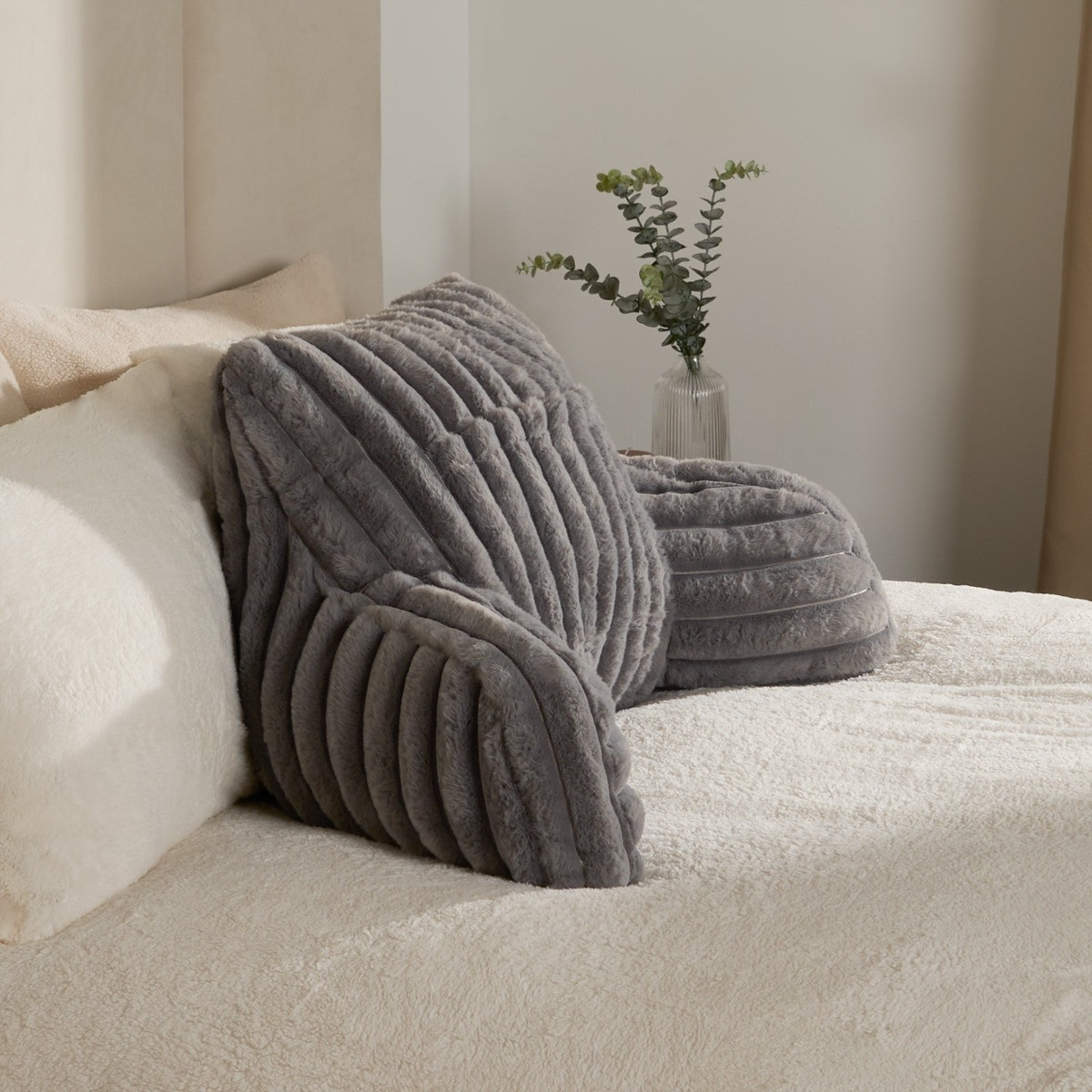 OHS Ribbed Faux Fur Cuddle Cushion with Heatable Pocket - Grey>