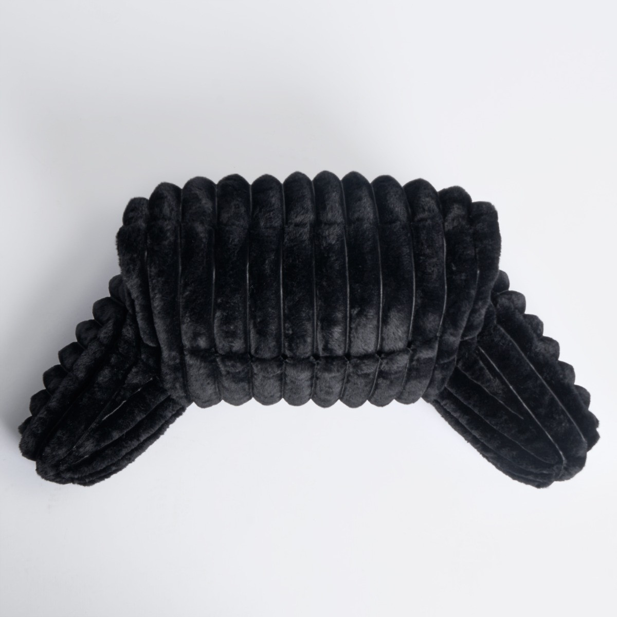 OHS Ribbed Faux Fur Cuddle Cushion with Heatable Pocket - Black>